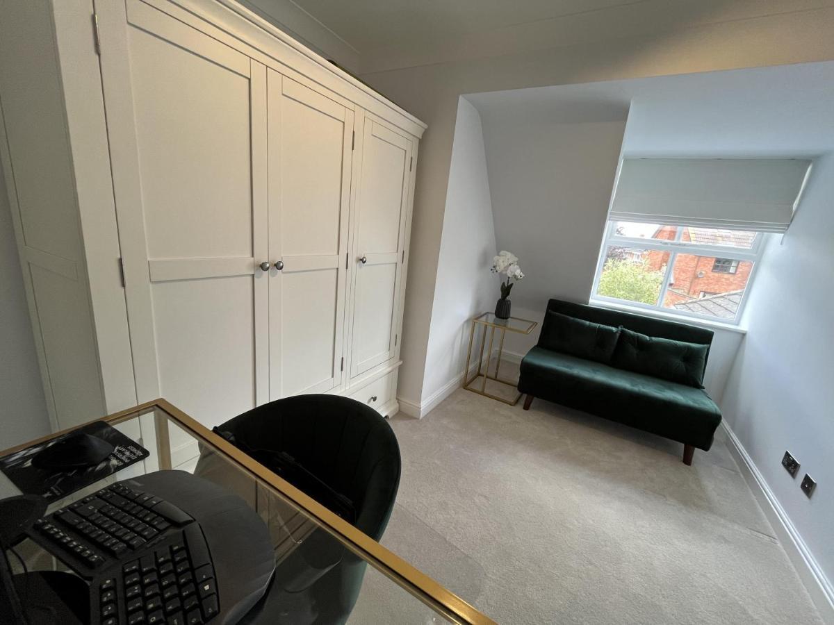 Holiday home 5 Bedroom 4 Bathroom Gym Playroom Country Leamington Spa