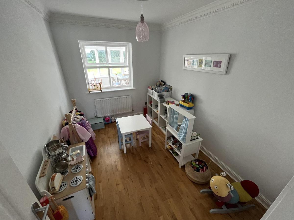 5 Bedroom 4 Bathroom Gym Playroom Country Holiday home